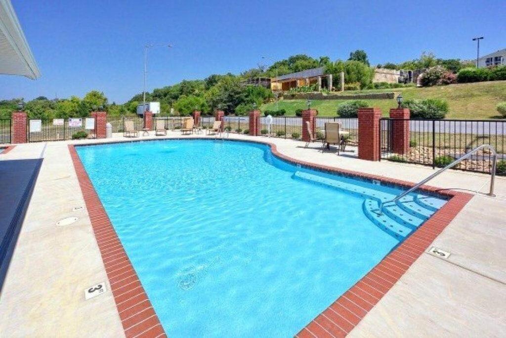 Fantastic Location! River And Mountain Views 2Br/2Ba Sleeps 6 Пиджен-Фордж Экстерьер фото